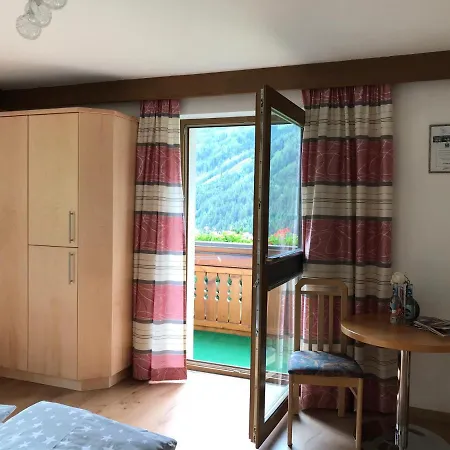 Gastehaus Hanser Guest house *