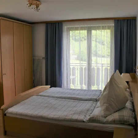 Gastehaus Hanser Guest house