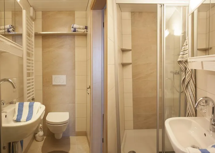 Gaestehaus Hanser 3*